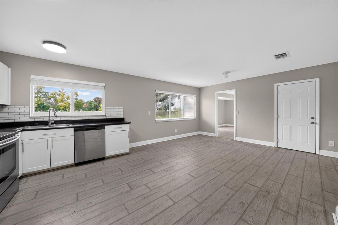 29_230_SW_Cherryhill_Rd-0356