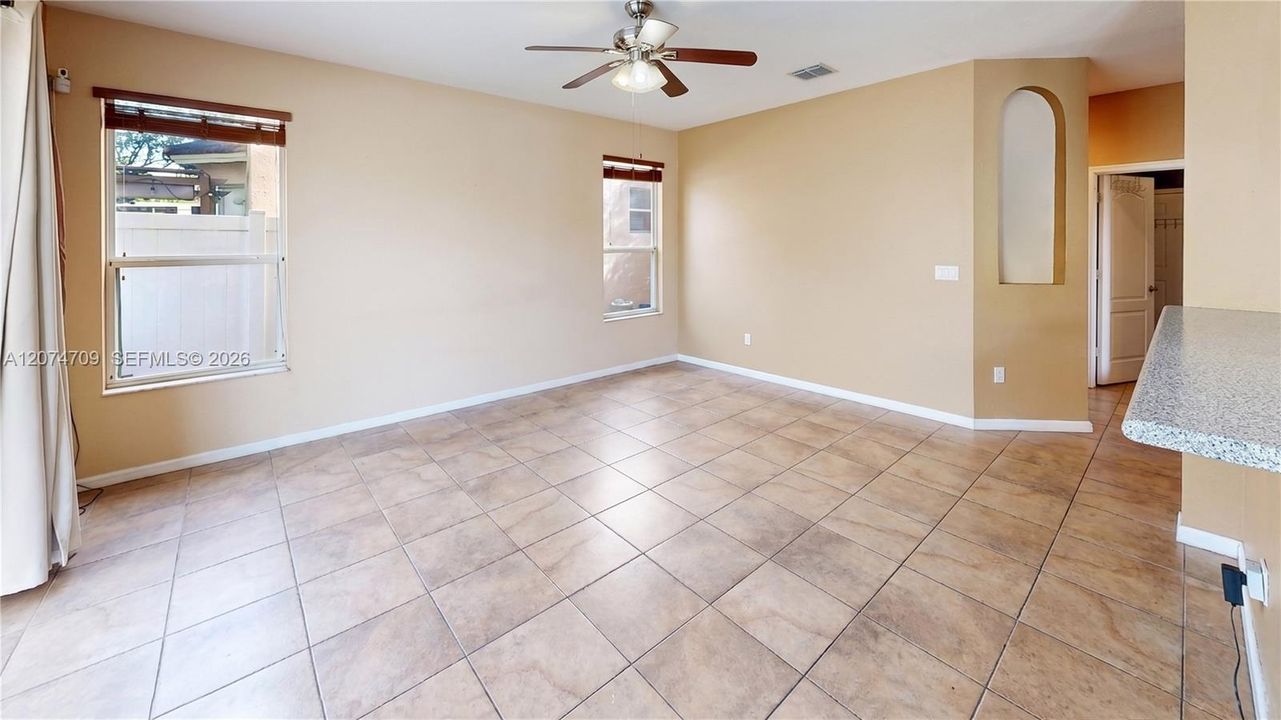 For Sale: $615,000 (5 beds, 3 baths, 2727 Square Feet)