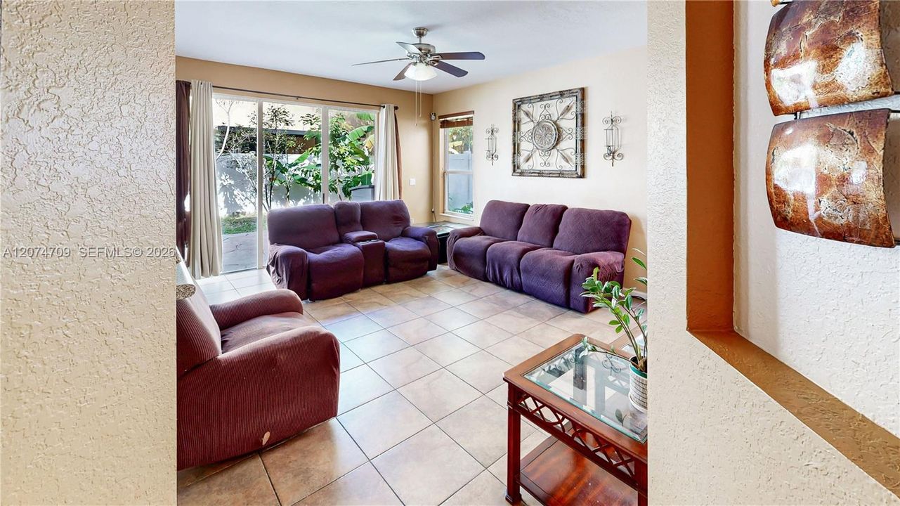 For Sale: $615,000 (5 beds, 3 baths, 2727 Square Feet)