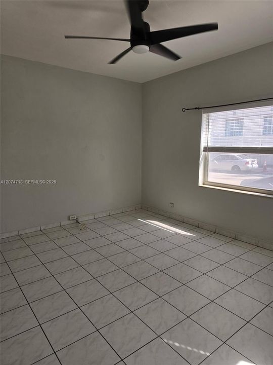 For Rent: $1,699 (1 beds, 1 baths, 470 Square Feet)
