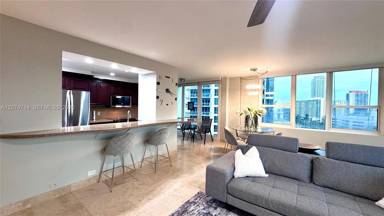 For Rent: $3,999 (2 beds, 2 baths, 1360 Square Feet)