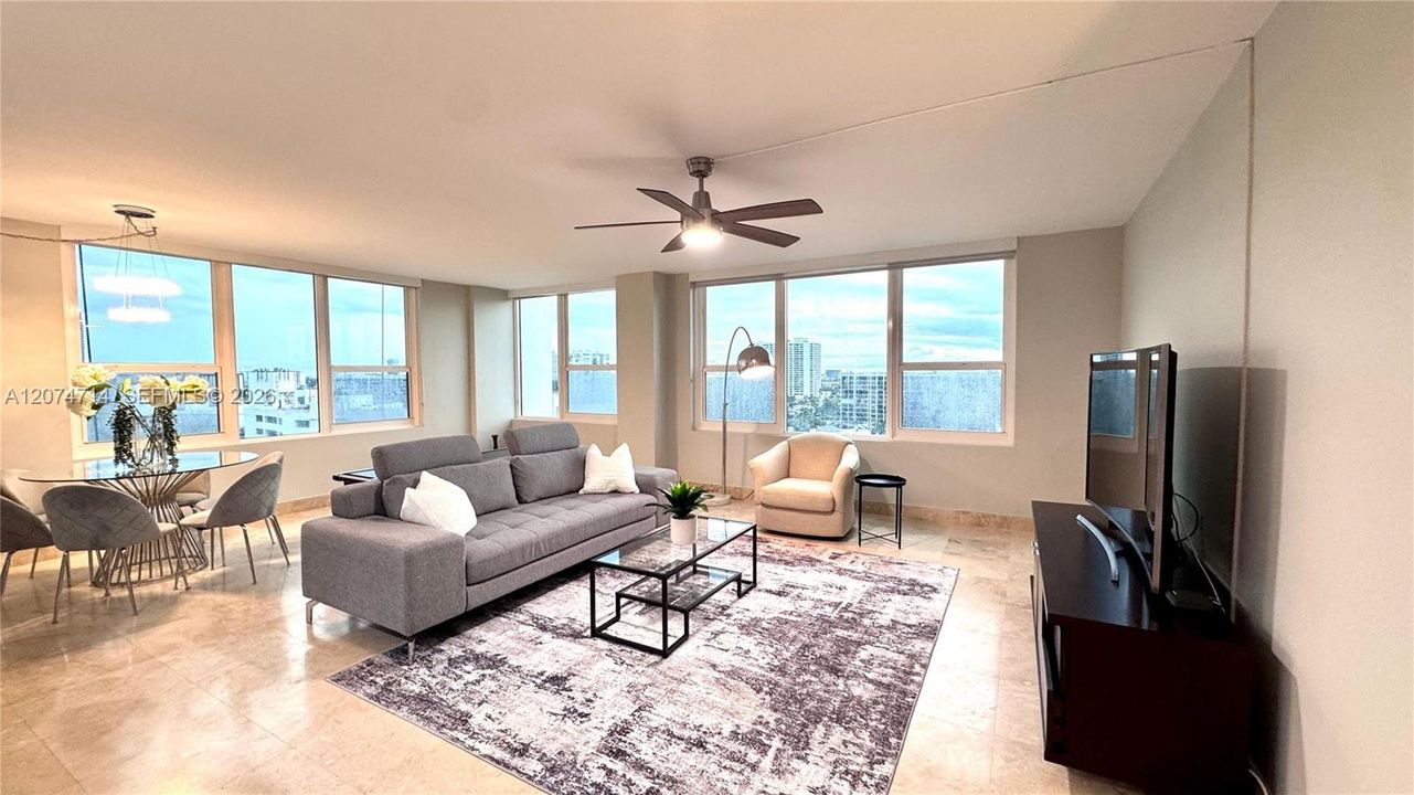 For Rent: $3,999 (2 beds, 2 baths, 1360 Square Feet)