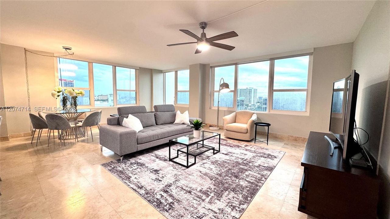 For Rent: $3,999 (2 beds, 2 baths, 1360 Square Feet)