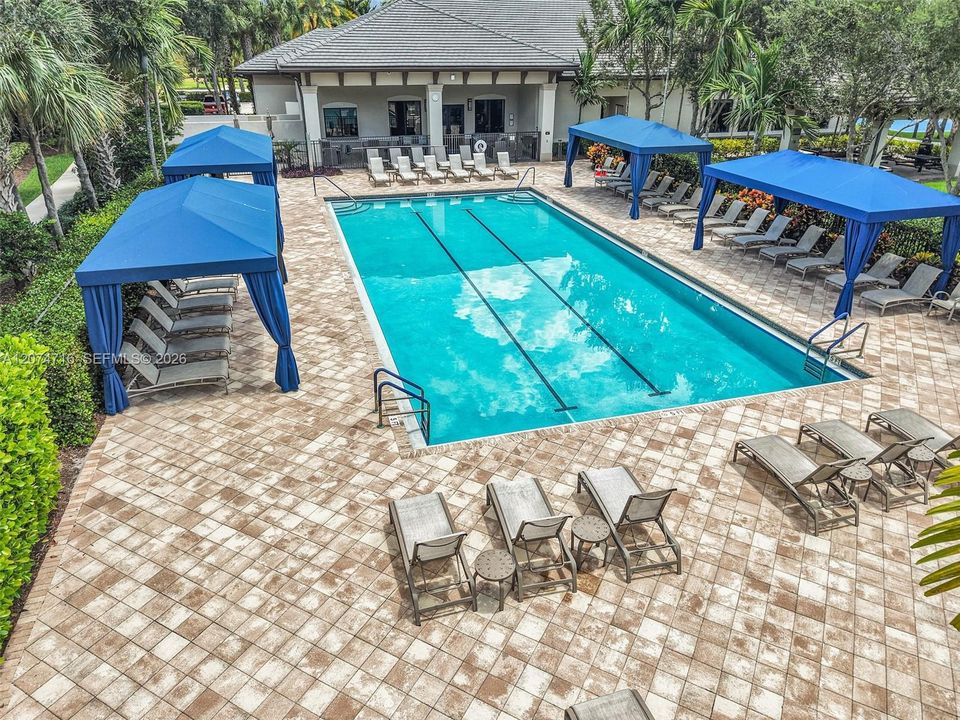 For Rent: $6,290 (4 beds, 3 baths, 2305 Square Feet)