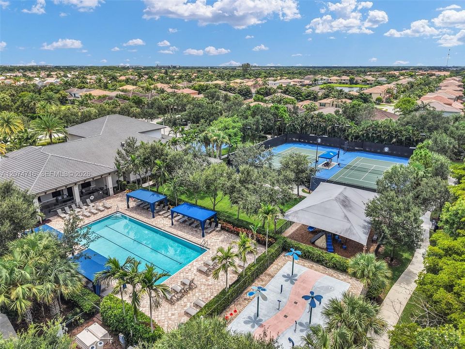 For Rent: $6,290 (4 beds, 3 baths, 2305 Square Feet)