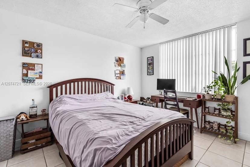 For Rent: $2,150 (1 beds, 1 baths, 600 Square Feet)