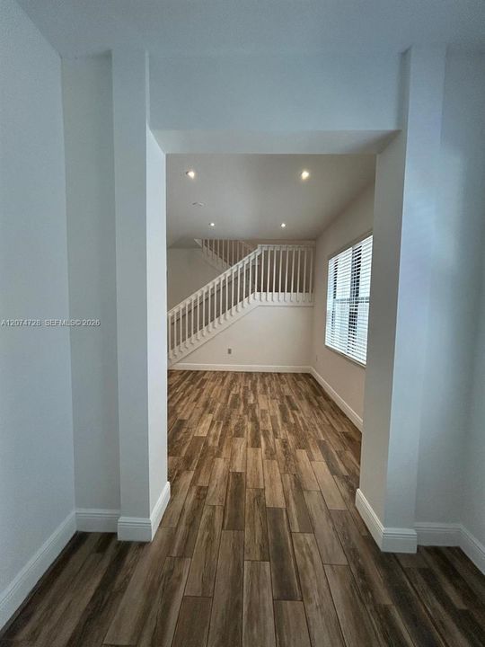 For Rent: $4,400 (4 beds, 2 baths, 2223 Square Feet)