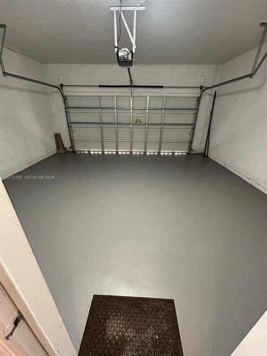 For Rent: $4,400 (4 beds, 2 baths, 2223 Square Feet)