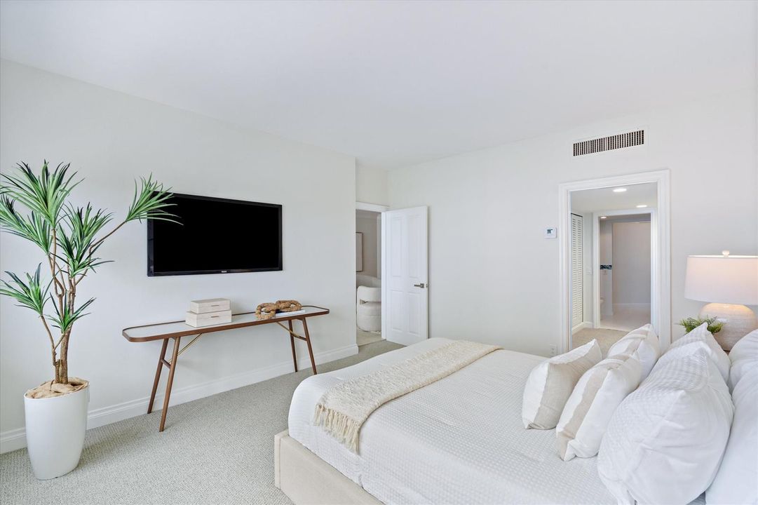 21-333 Sunset Drive Unit 502 Ft. Lauderd