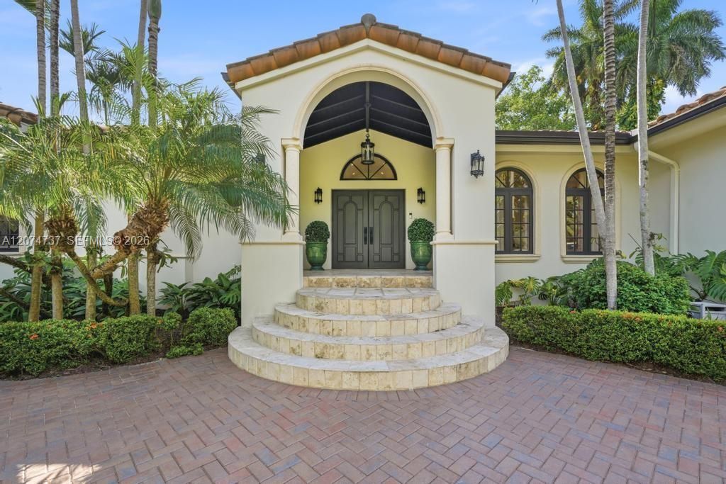 For Sale: $9,990,000 (4 beds, 4 baths, 3468 Square Feet)