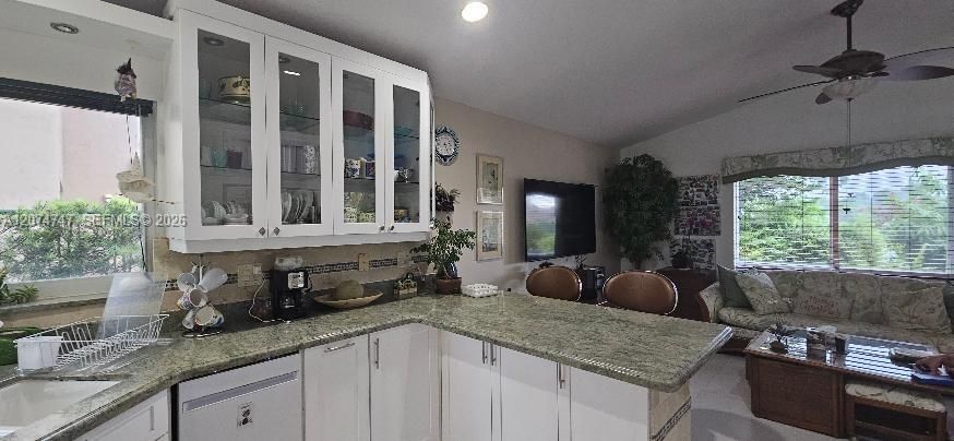 En Venta: $630,000 (3 camas, 2 baños, 1788 Pies cuadrados)