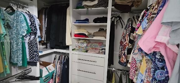 En Venta: $630,000 (3 camas, 2 baños, 1788 Pies cuadrados)
