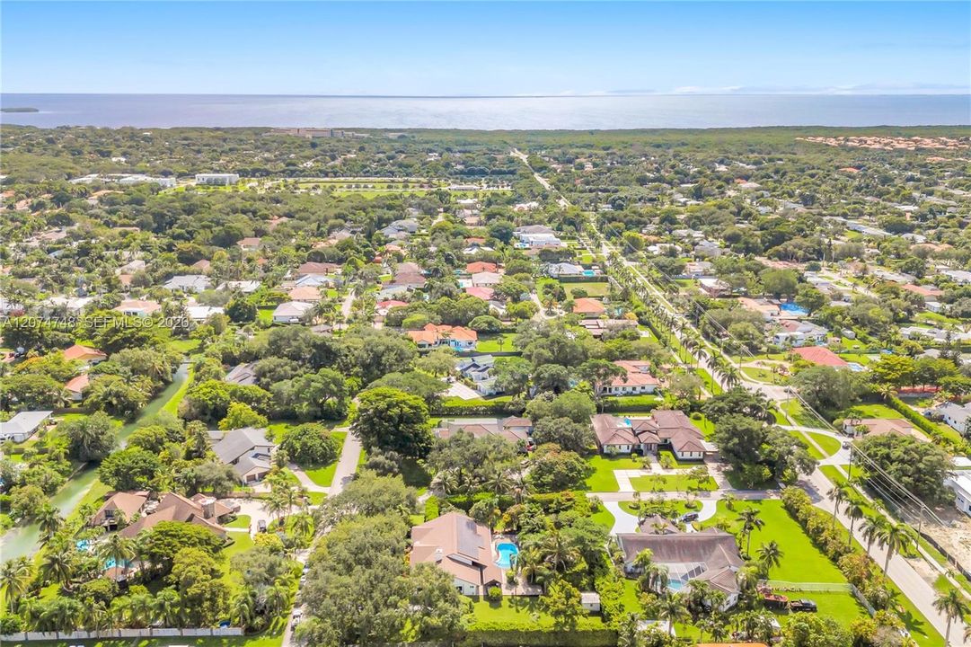 For Sale: $2,699,000 (5 beds, 3 baths, 3614 Square Feet)