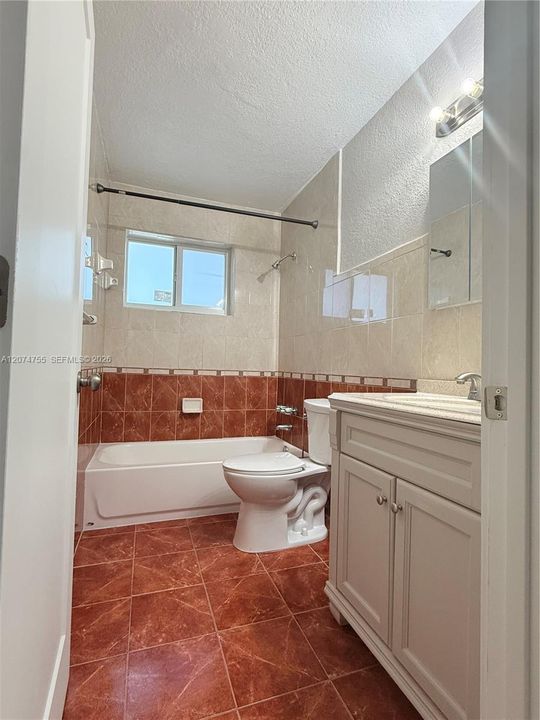 For Rent: $2,600 (2 beds, 1 baths, 1508 Square Feet)
