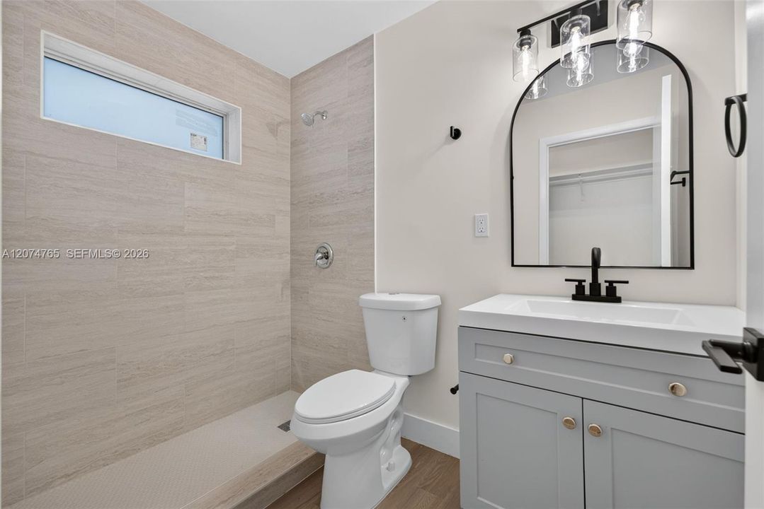 На продажу: $560,000 (4 спален, 3 ванн, 1514 Квадратных фут)