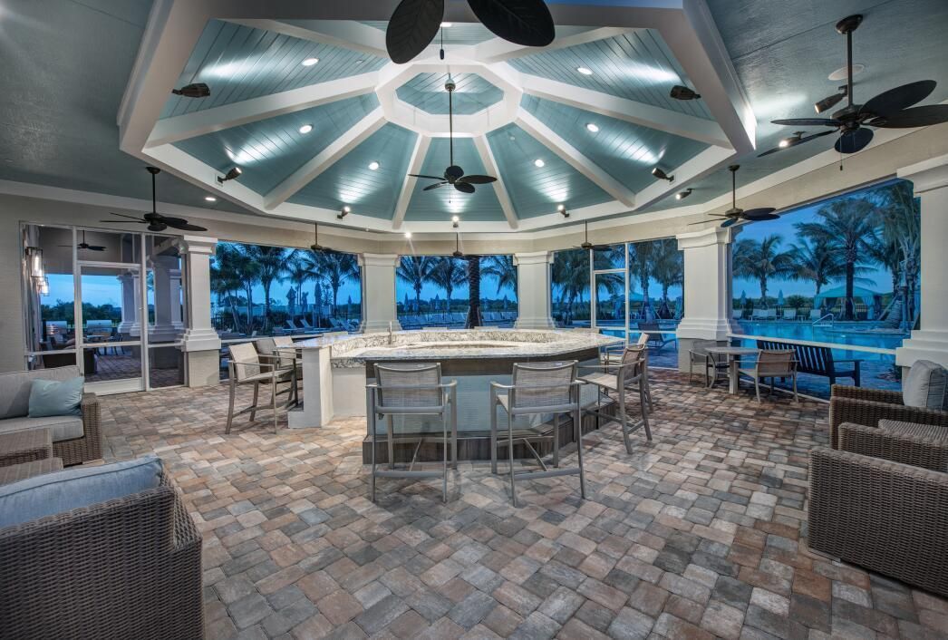 7. Barefoot Bar