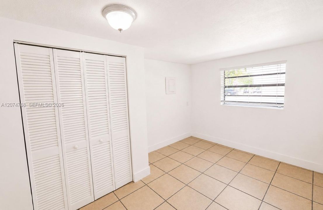For Rent: $1,700 (2 beds, 1 baths, 0 Square Feet)