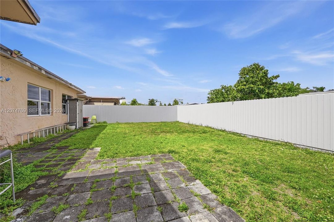 En Venta: $524,900 (3 camas, 2 baños, 1537 Pies cuadrados)