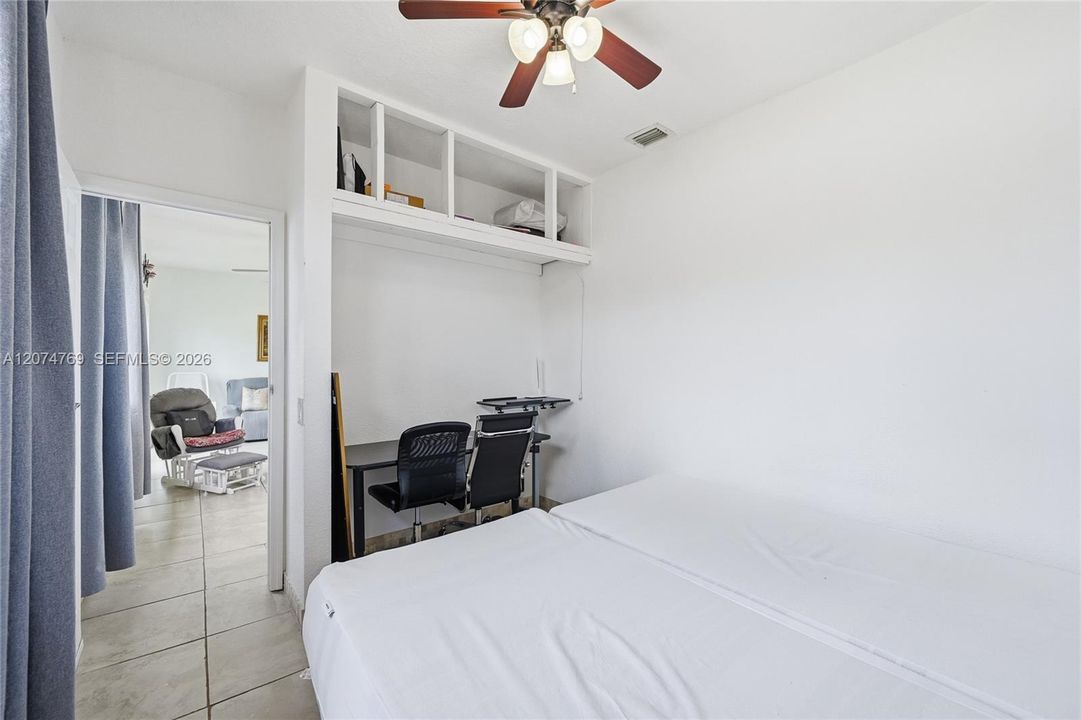 En Venta: $524,900 (3 camas, 2 baños, 1537 Pies cuadrados)
