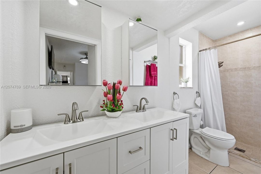 En Venta: $524,900 (3 camas, 2 baños, 1537 Pies cuadrados)