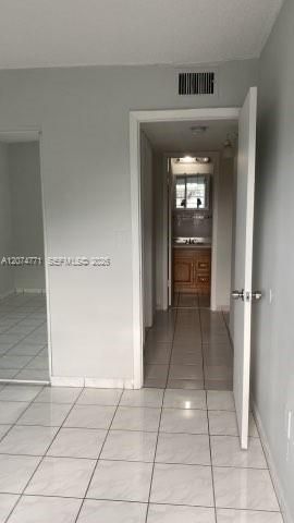 For Sale: $249,500 (2 beds, 1 baths, 777 Square Feet)