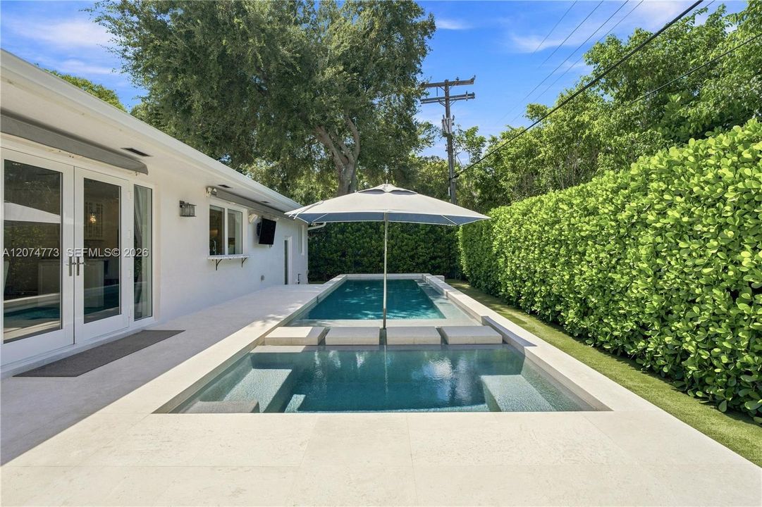 En Venta: $3,495,000 (3 camas, 3 baños, 2337 Pies cuadrados)