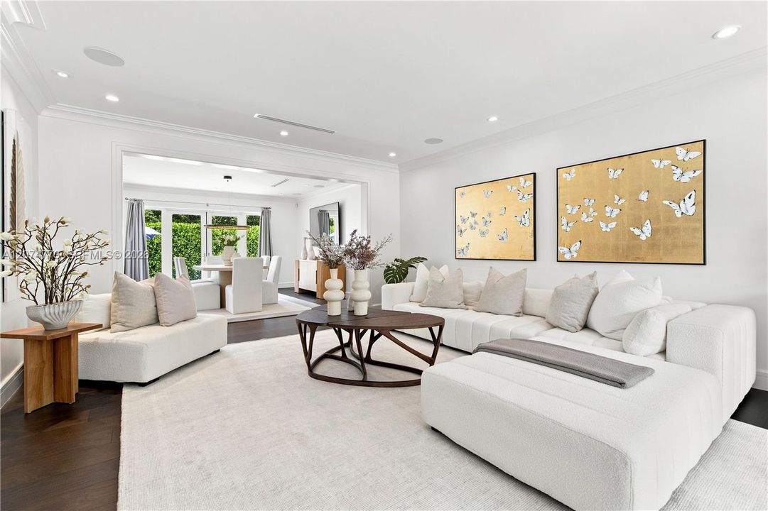 En Venta: $3,495,000 (3 camas, 3 baños, 2337 Pies cuadrados)