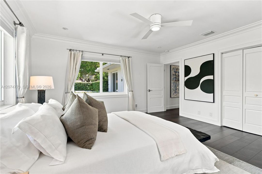En Venta: $3,495,000 (3 camas, 3 baños, 2337 Pies cuadrados)