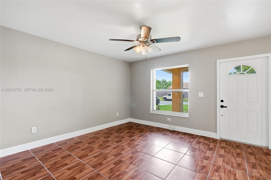 For Rent: $2,150 (3 beds, 2 baths, 1050 Square Feet)