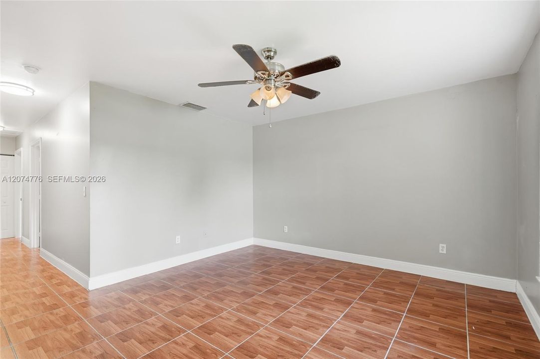 For Rent: $2,150 (3 beds, 2 baths, 1050 Square Feet)