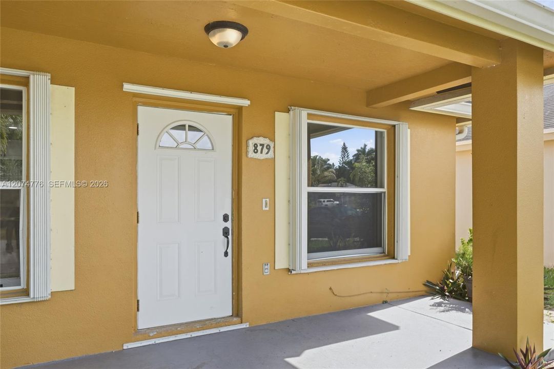 For Rent: $2,150 (3 beds, 2 baths, 1050 Square Feet)