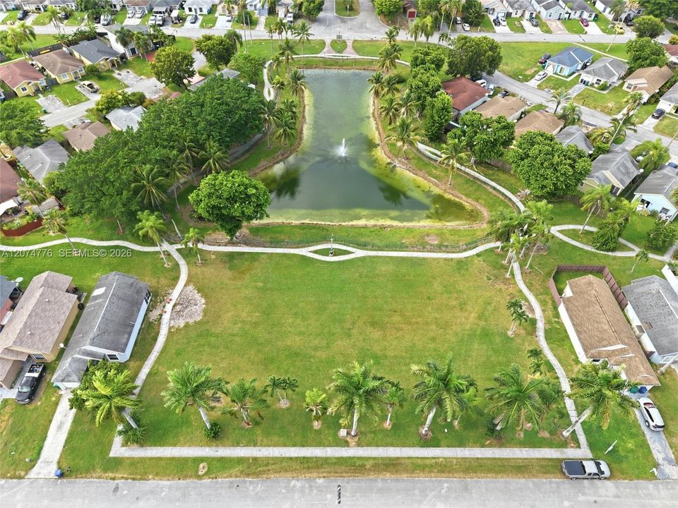 For Rent: $2,150 (3 beds, 2 baths, 1050 Square Feet)
