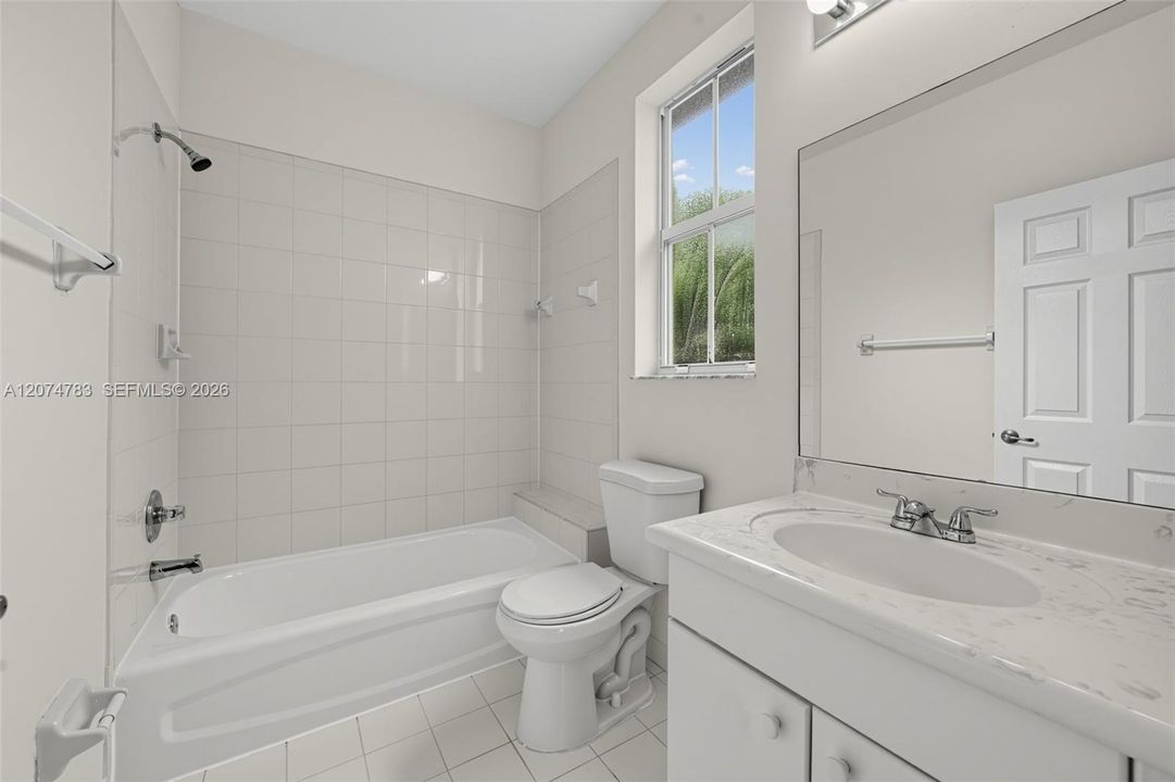 Active With Contract: $729,900 (3 beds, 3 baths, 2911 Square Feet)