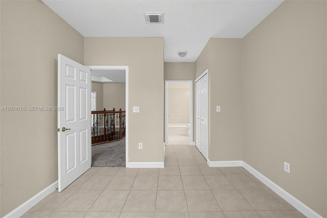 Active With Contract: $729,900 (3 beds, 3 baths, 2911 Square Feet)