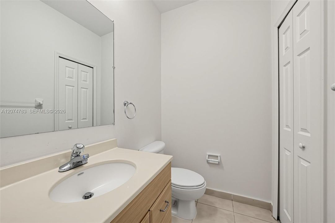 Active With Contract: $729,900 (3 beds, 3 baths, 2911 Square Feet)