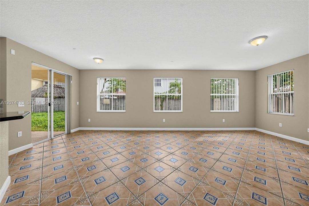 Active With Contract: $729,900 (3 beds, 3 baths, 2911 Square Feet)