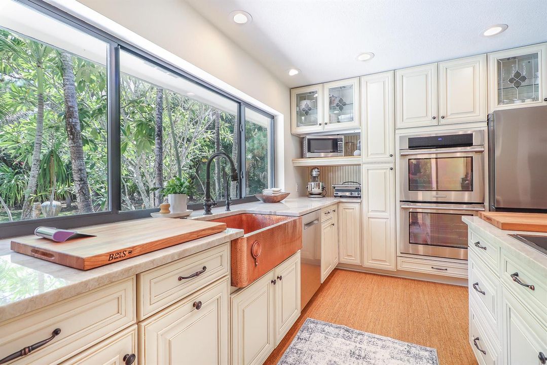 13-Kitchen