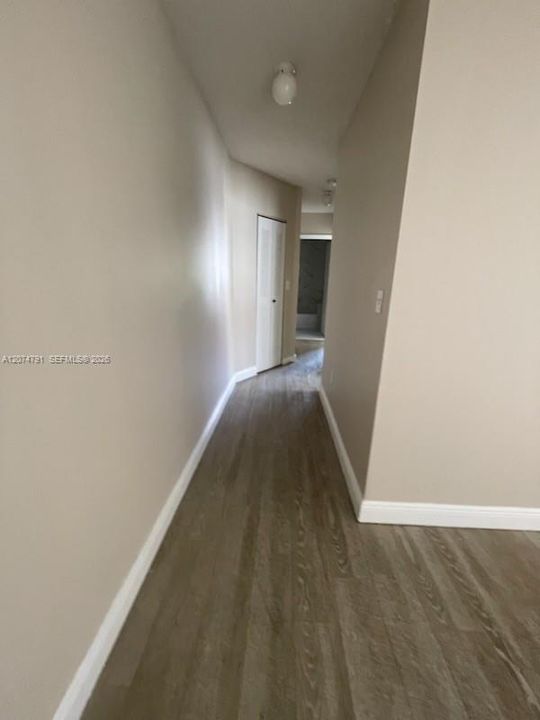 For Rent: $2,295 (3 beds, 2 baths, 1229 Square Feet)