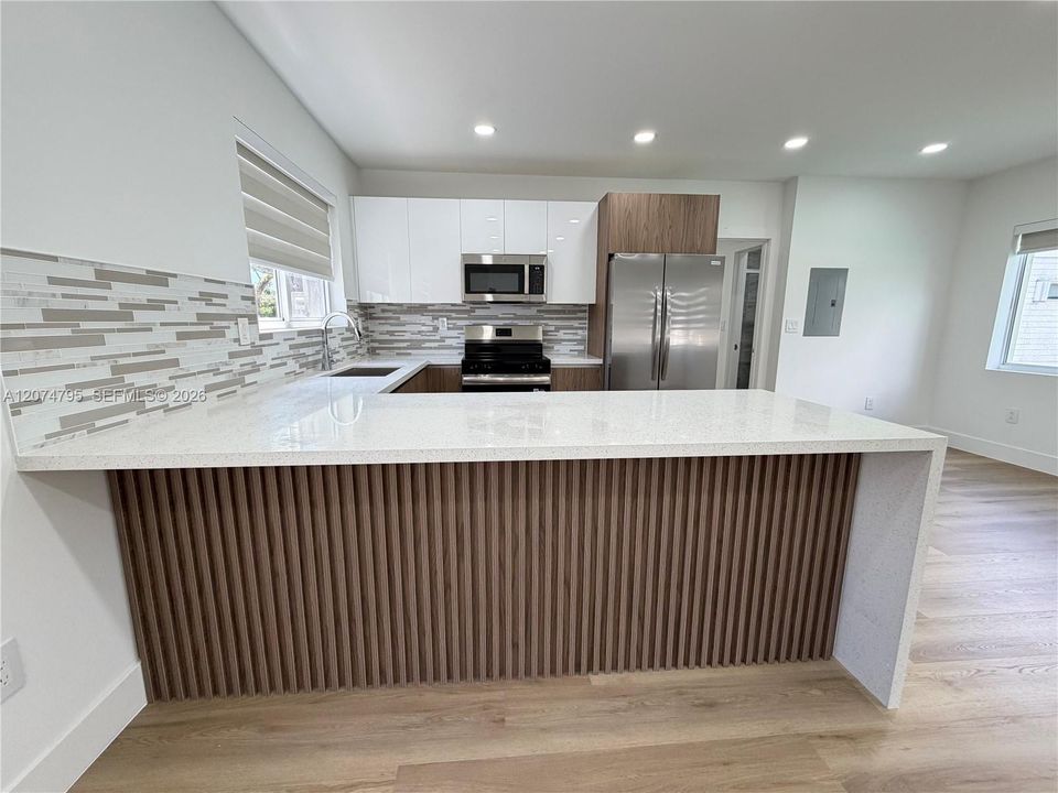 For Rent: $2,000 (1 beds, 1 baths, 0 Square Feet)