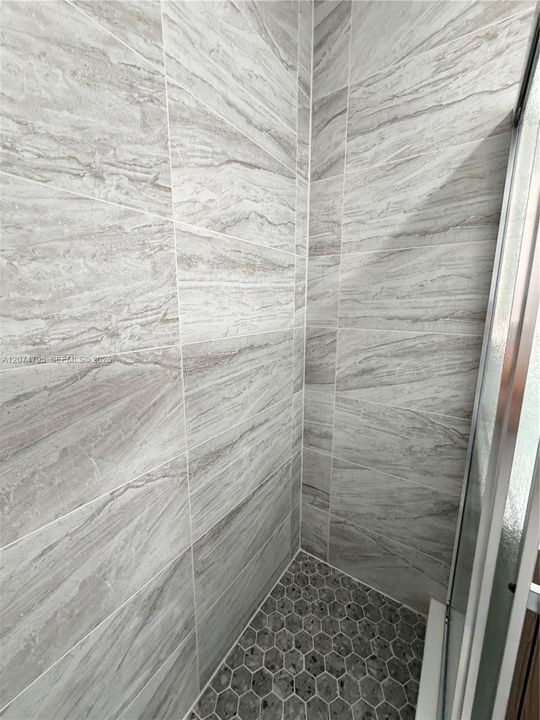 For Rent: $2,000 (1 beds, 1 baths, 0 Square Feet)