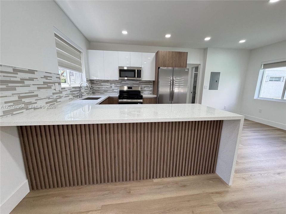For Rent: $2,000 (1 beds, 1 baths, 0 Square Feet)