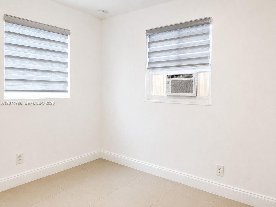 В аренду: $1,550 (1 спален, 1 ванн, 764 Квадратных фут)