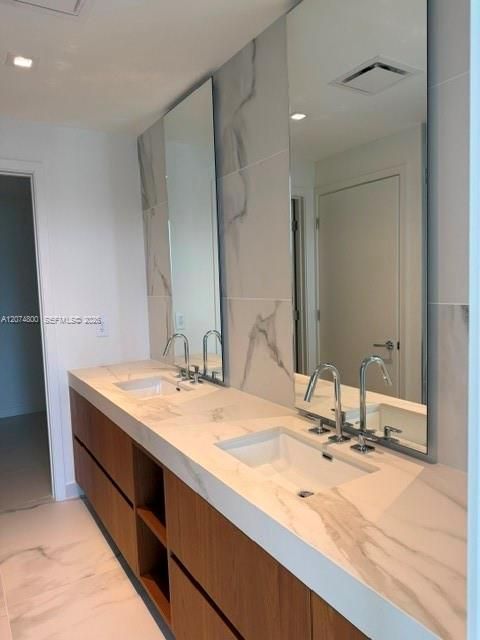 For Rent: $9,500 (2 beds, 2 baths, 0 Square Feet)