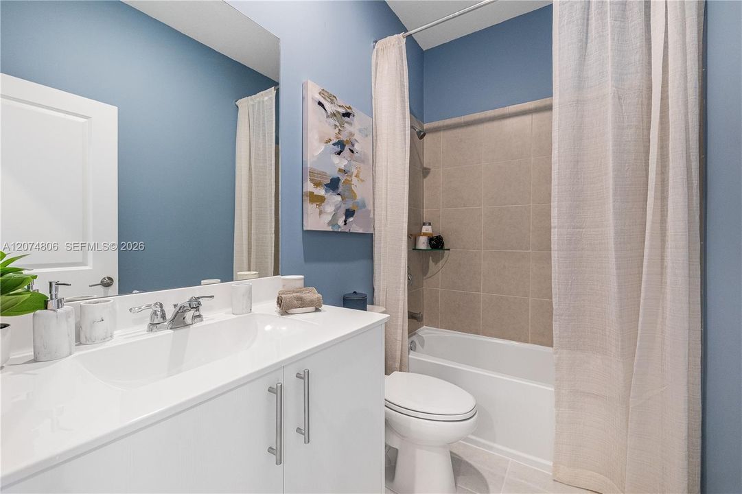 For Sale: $438,990 (3 beds, 2 baths, 1649 Square Feet)