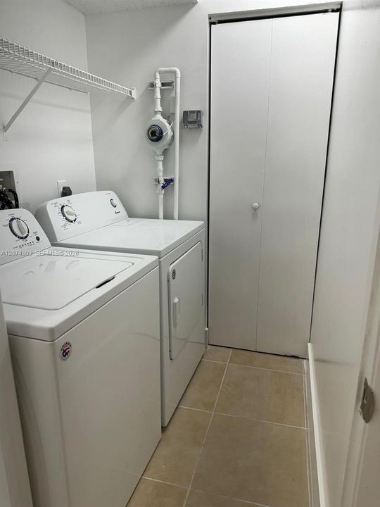 En Renta: $2,200 (2 camas, 2 baños, 984 Pies cuadrados)