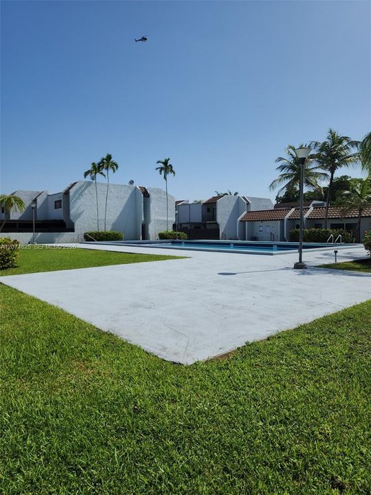 For Rent: $3,400 (3 beds, 2 baths, 1770 Square Feet)