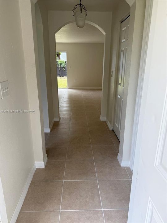 For Rent: $2,600 (3 beds, 2 baths, 1458 Square Feet)