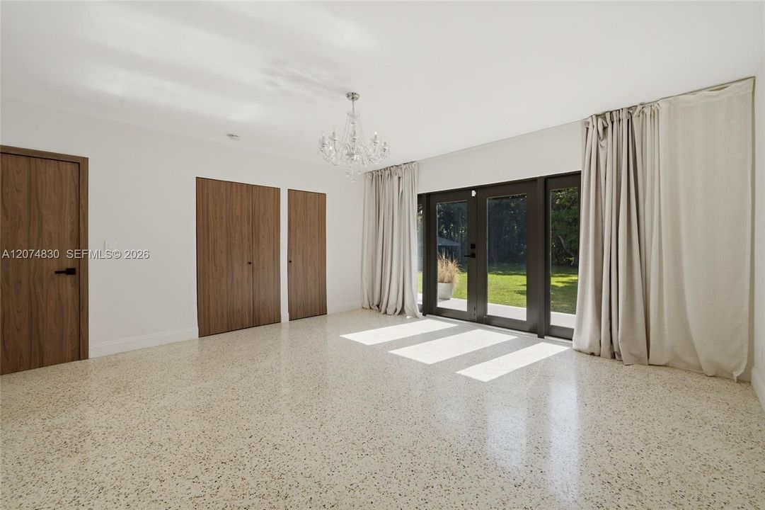 For Rent: $7,950 (4 beds, 3 baths, 2173 Square Feet)