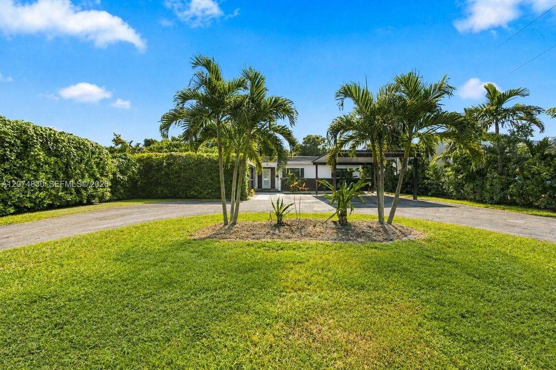 For Rent: $7,950 (4 beds, 3 baths, 2173 Square Feet)