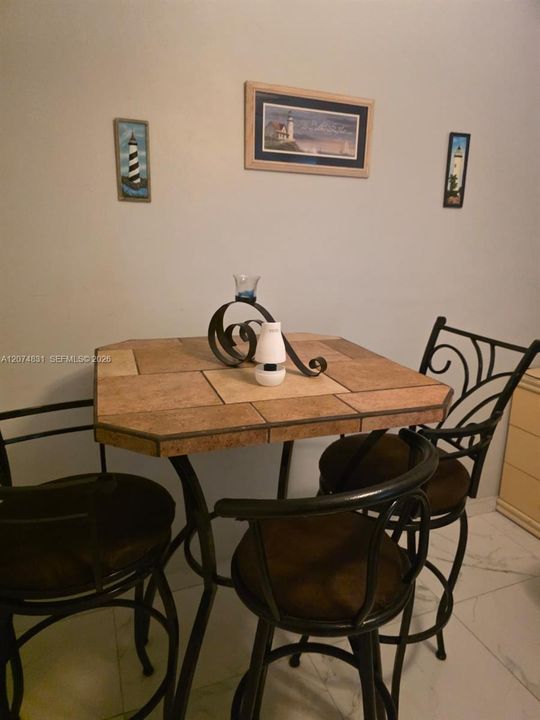 For Rent: $1,175 (1 beds, 1 baths, 0 Square Feet)